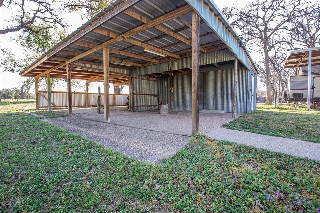 182 Briar Lane, Chilton, Texas image 23
