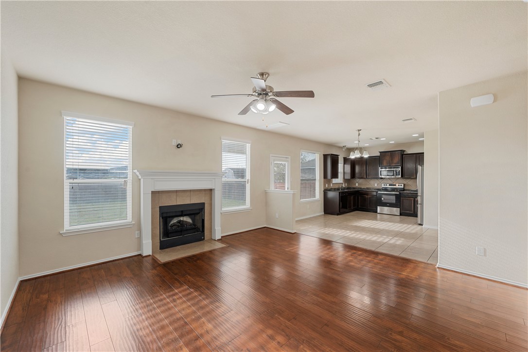 6608 Vista View Drive, Woodway, Texas image 6