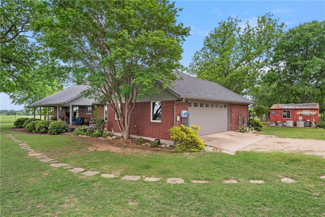 174 Cr 3230, Clifton, Texas image 42