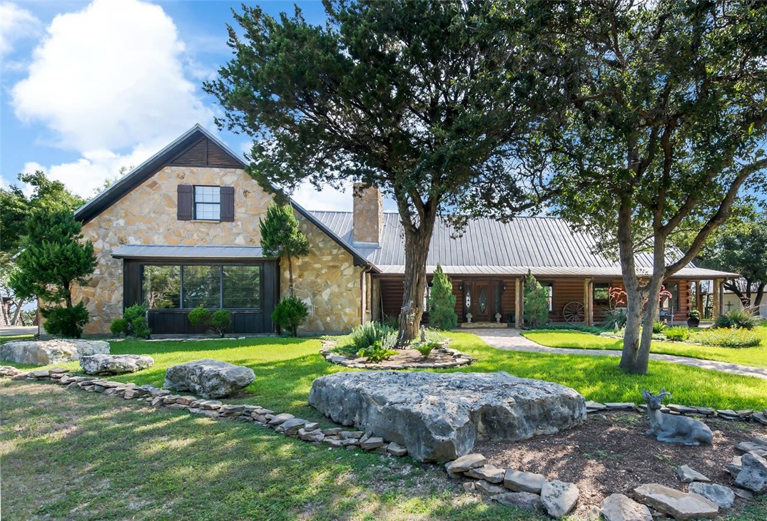 848 Canyon Oaks Road, Crawford, Texas image 1