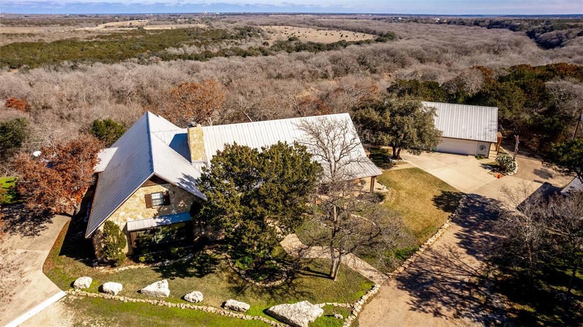 848 Canyon Oaks Road, Crawford, Texas image 13