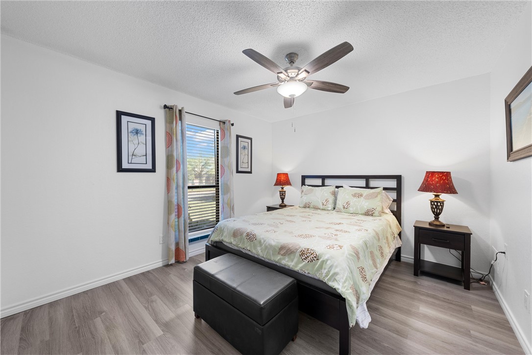 2205 Skylark Drive, Woodway, Texas image 18