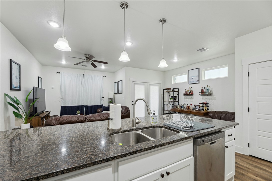 1952 Royal Loop Drive, Belton, Texas image 8