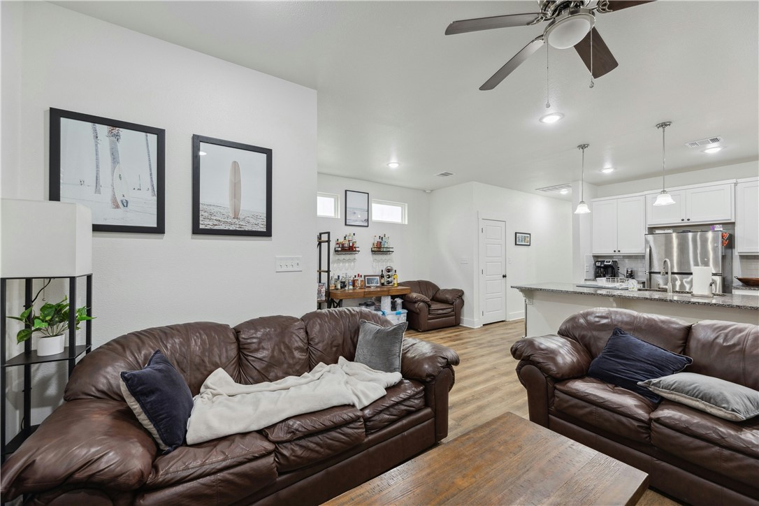 1952 Royal Loop Drive, Belton, Texas image 4
