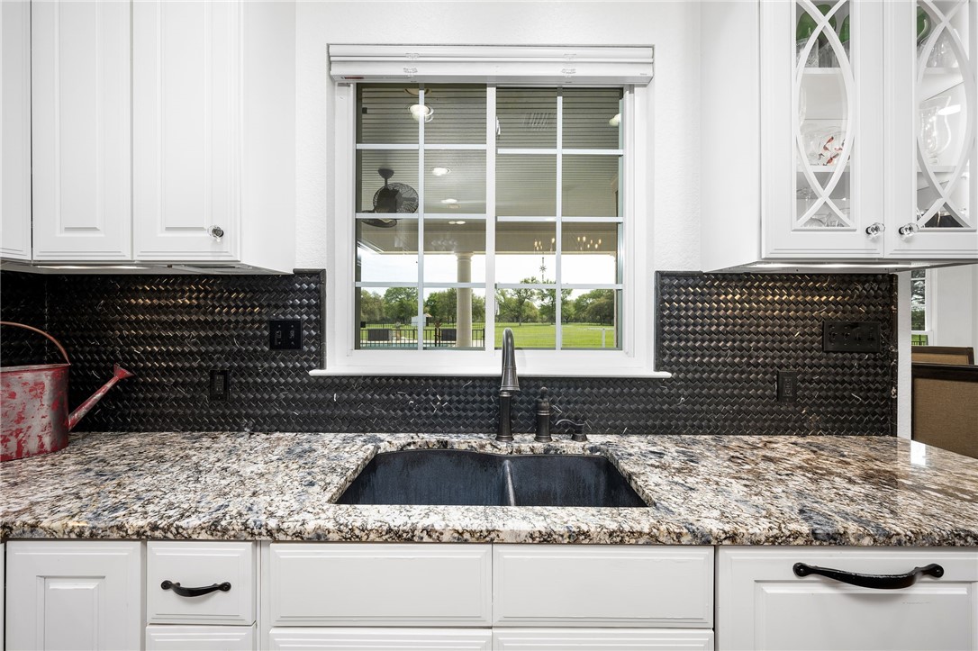 110 Pr 3661 Road, China Spring, Texas image 22