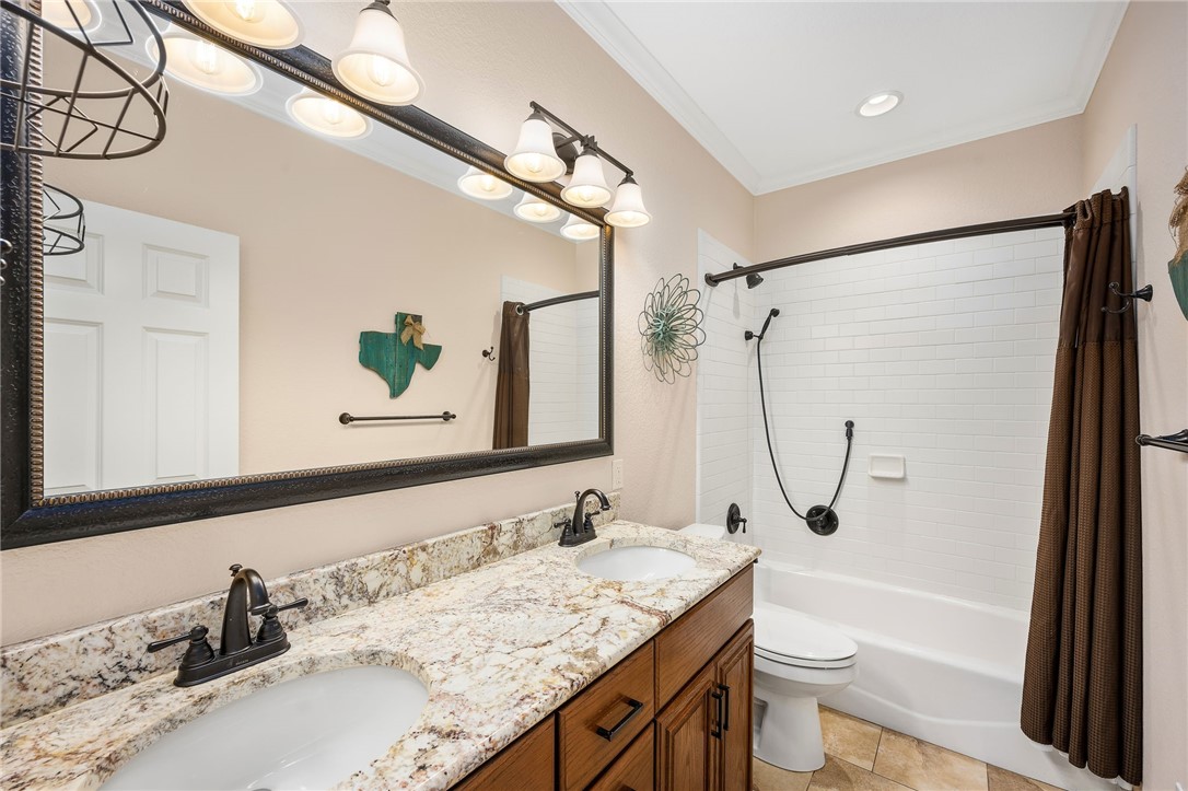 110 Pr 3661 Road, China Spring, Texas image 33