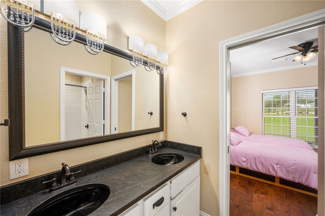 110 Pr 3661 Road, China Spring, Texas image 39
