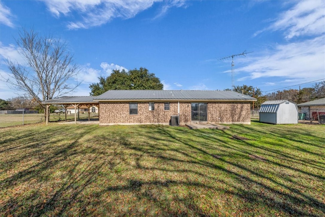 303 Heather St, Fairfield, Texas image 15