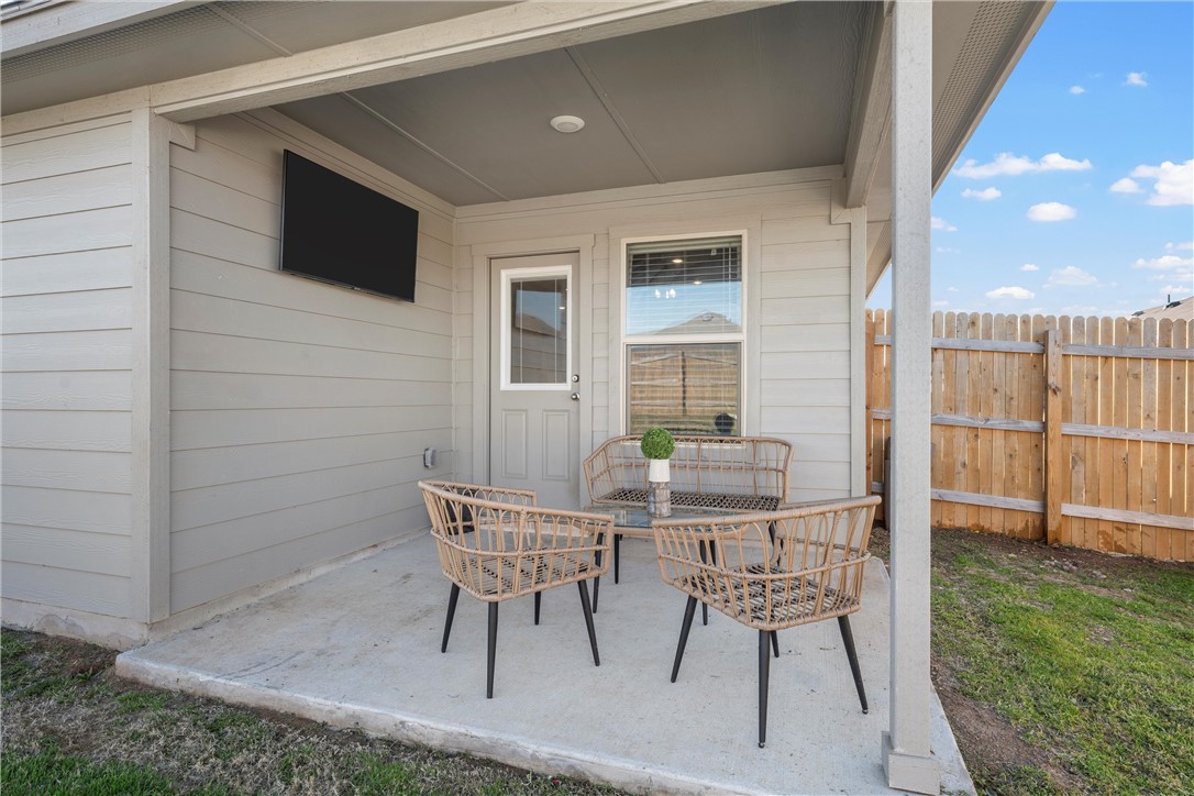 7009 Llano Drive, China Spring, Texas image 20