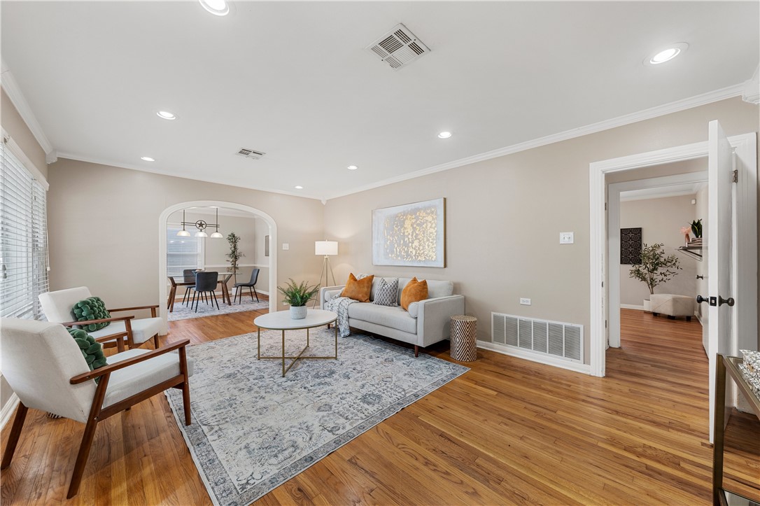 3913 Austin Avenue, Waco, Texas image 4
