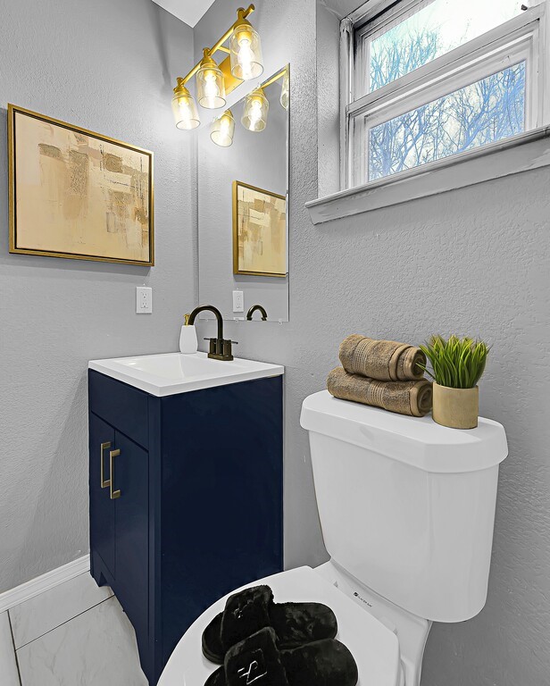 325 Tulum Lane, China Spring, Texas image 27