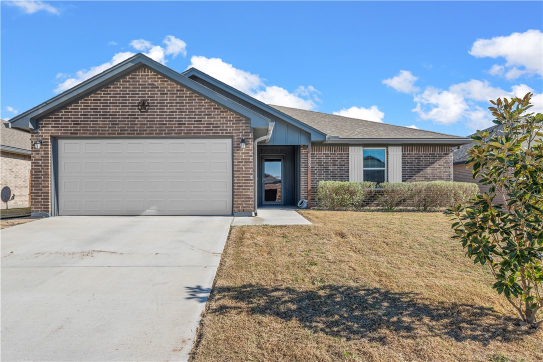 395 Paso Fino Street, Waco, Texas image 2