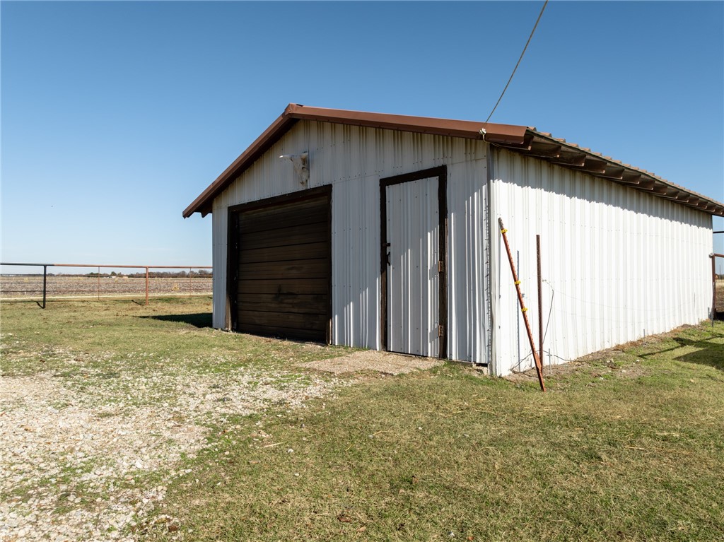 1534 Hcr 3424 E, Bynum, Texas image 39