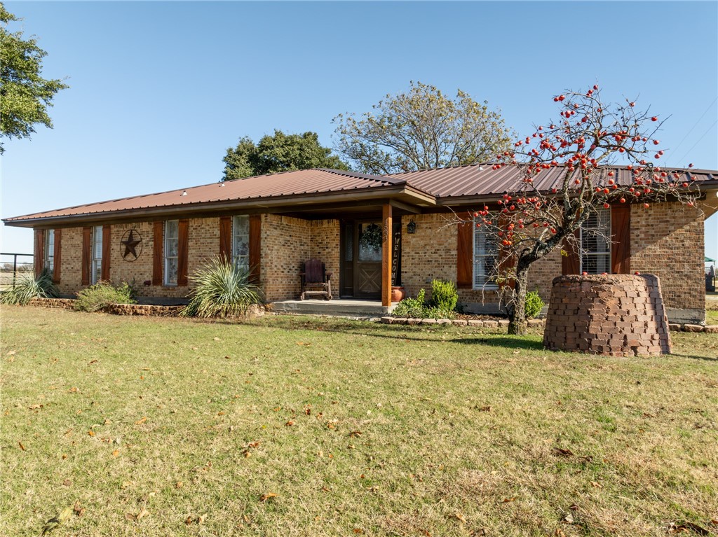 1534 Hcr 3424 E, Bynum, Texas image 1