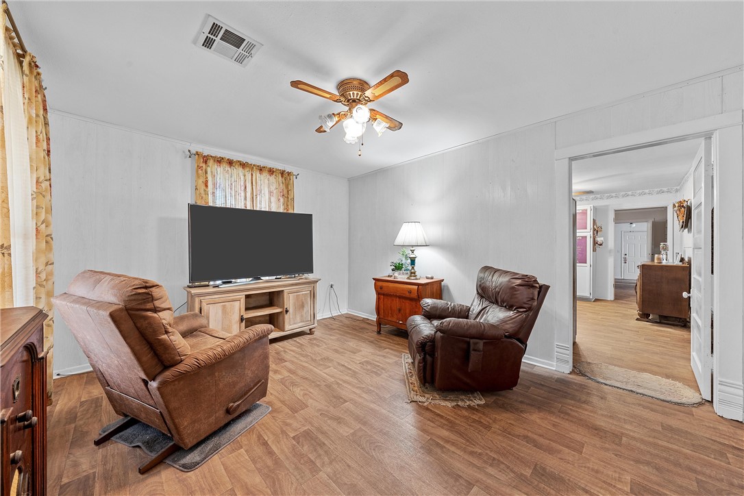 1422 Fm 2027, Rosebud, Texas image 6