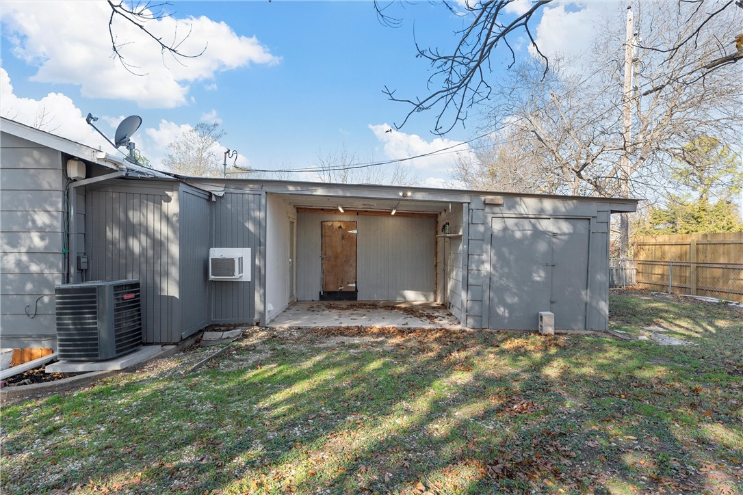 358 Norwood Drive, Woodway, Texas image 31