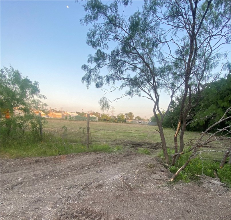 001 Beaver Road, Riesel, Texas image 8