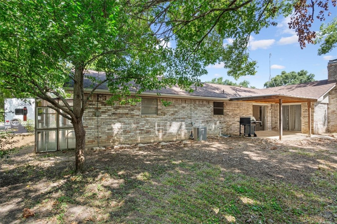 910 St. Charles Court, Marlin, Texas image 24