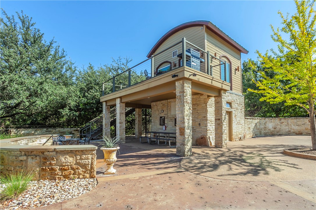 15018 Badger Ranch Boulevard, Woodway, Texas image 23