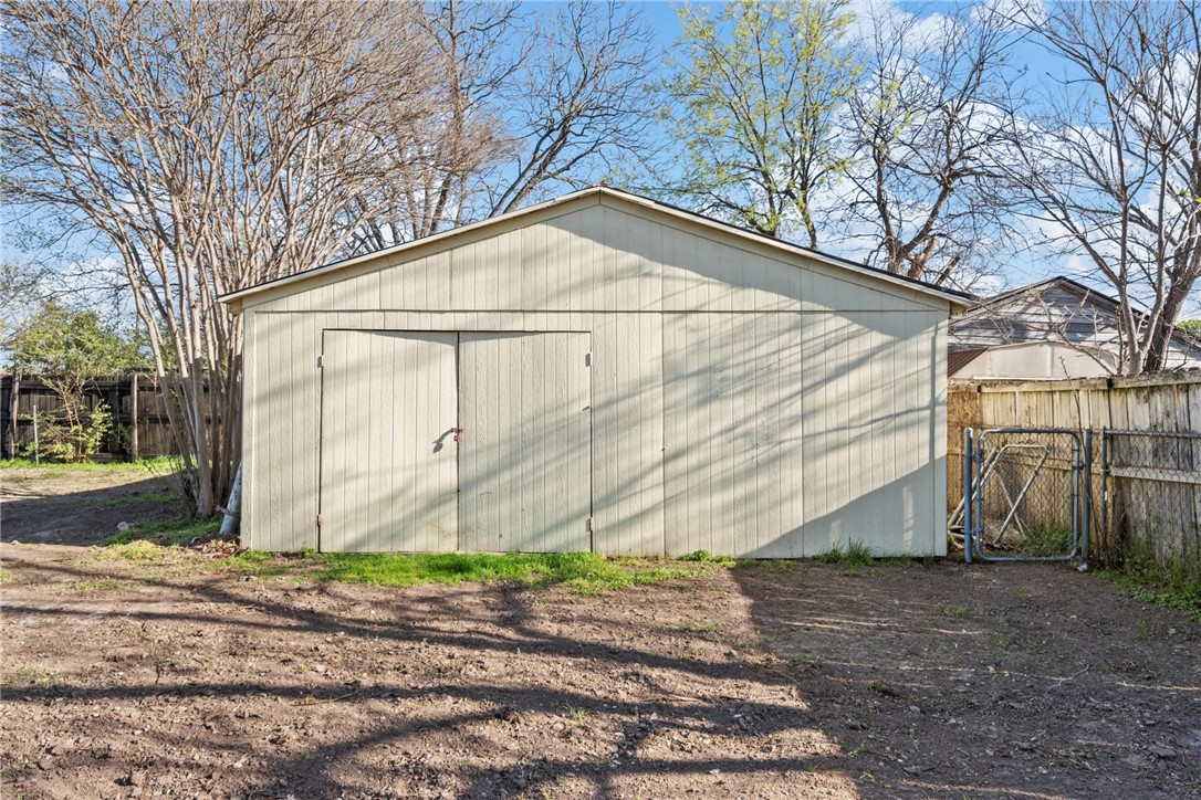 3545 Bluebird Street, Waco, Texas image 21