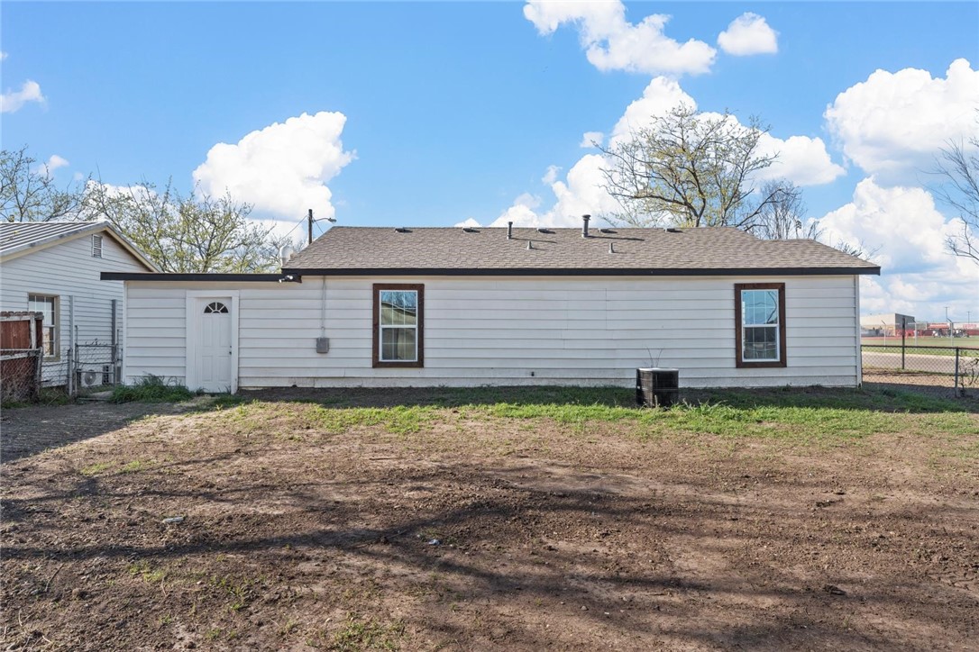 3545 Bluebird Street, Waco, Texas image 19