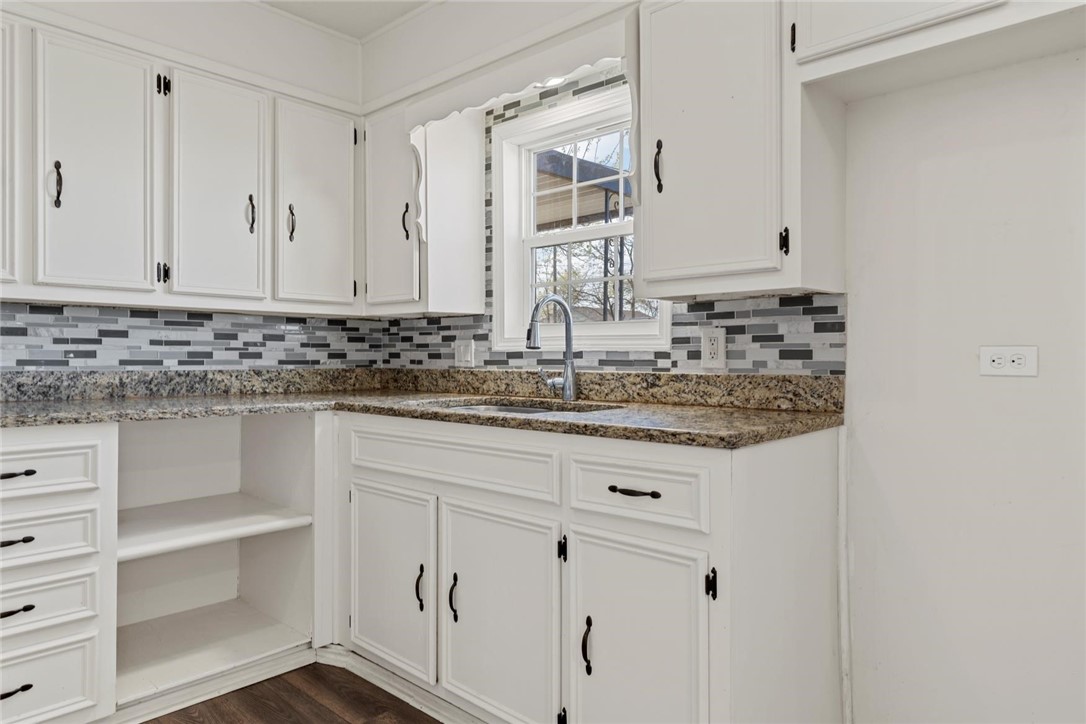 3545 Bluebird Street, Waco, Texas image 10