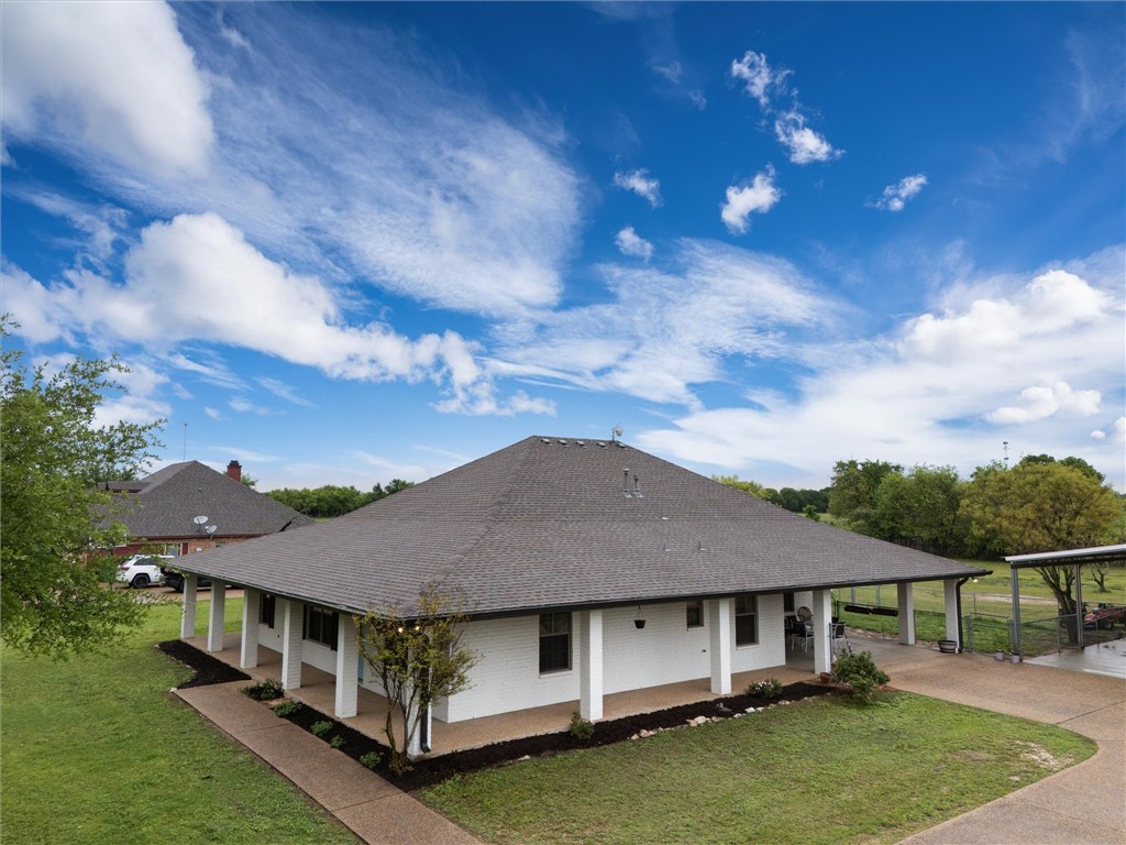 1354 S Fork Wiggins Road, West, Texas image 33