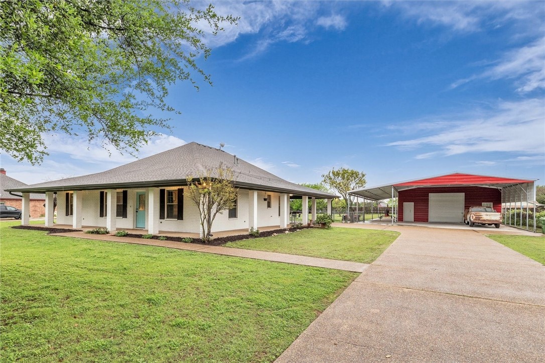 1354 S Fork Wiggins Road, West, Texas image 2