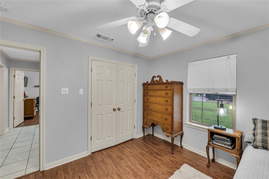 1354 S Fork Wiggins Road, West, Texas image 17