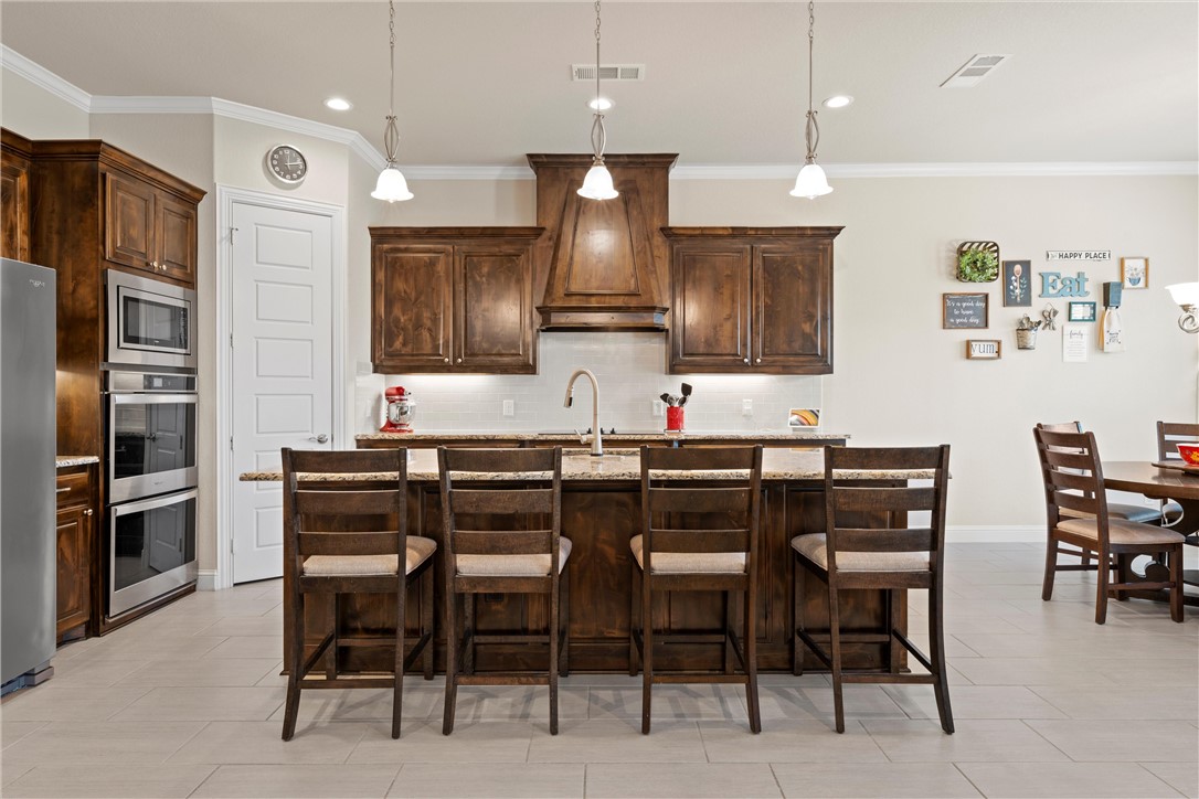104 Hoyt Drive, Woodway, Texas image 13
