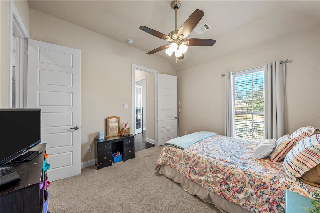 104 Hoyt Drive, Woodway, Texas image 34