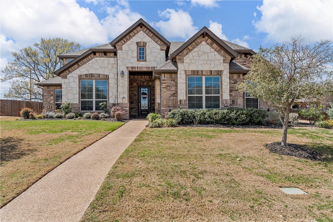 104 Hoyt Drive, Woodway, Texas image 2