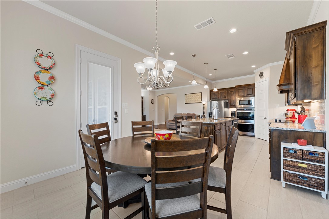104 Hoyt Drive, Woodway, Texas image 19
