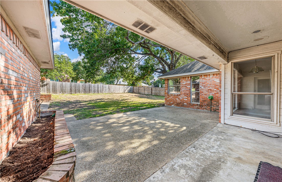 10027 Stony Point Drive, Woodway, Texas image 13