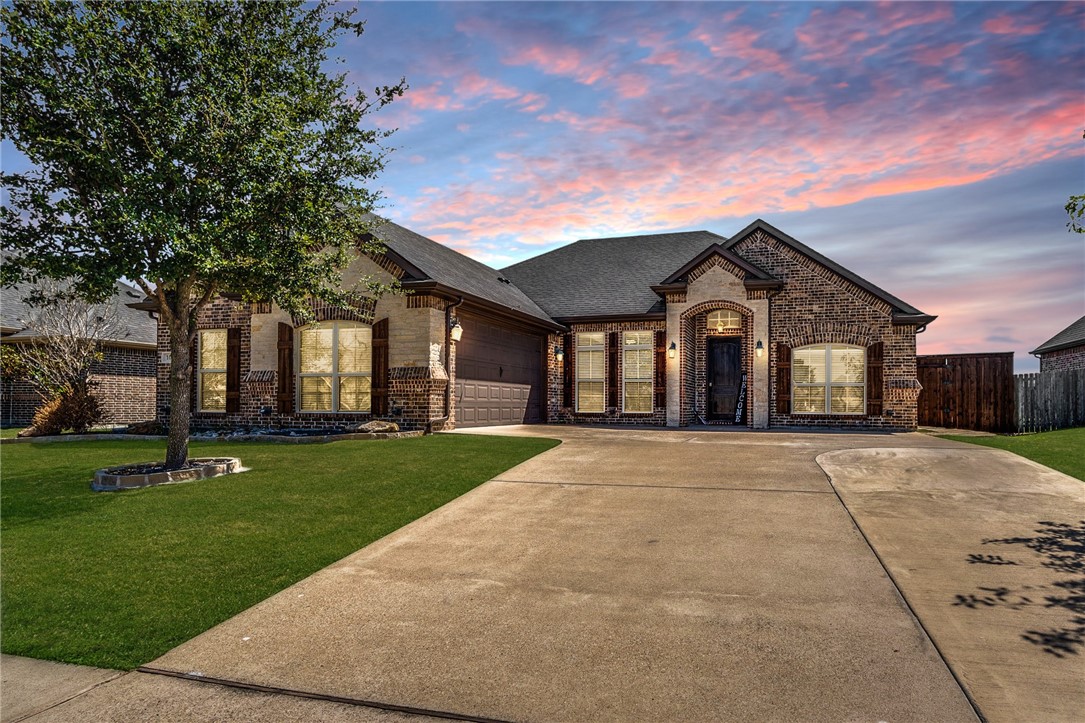 103 Abbey Road, Waxahachie, Texas image 1