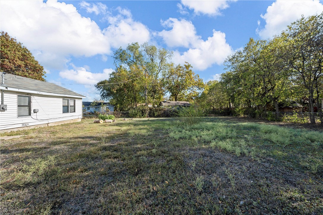 1325 Dartmouth Street, Waco, Texas image 18