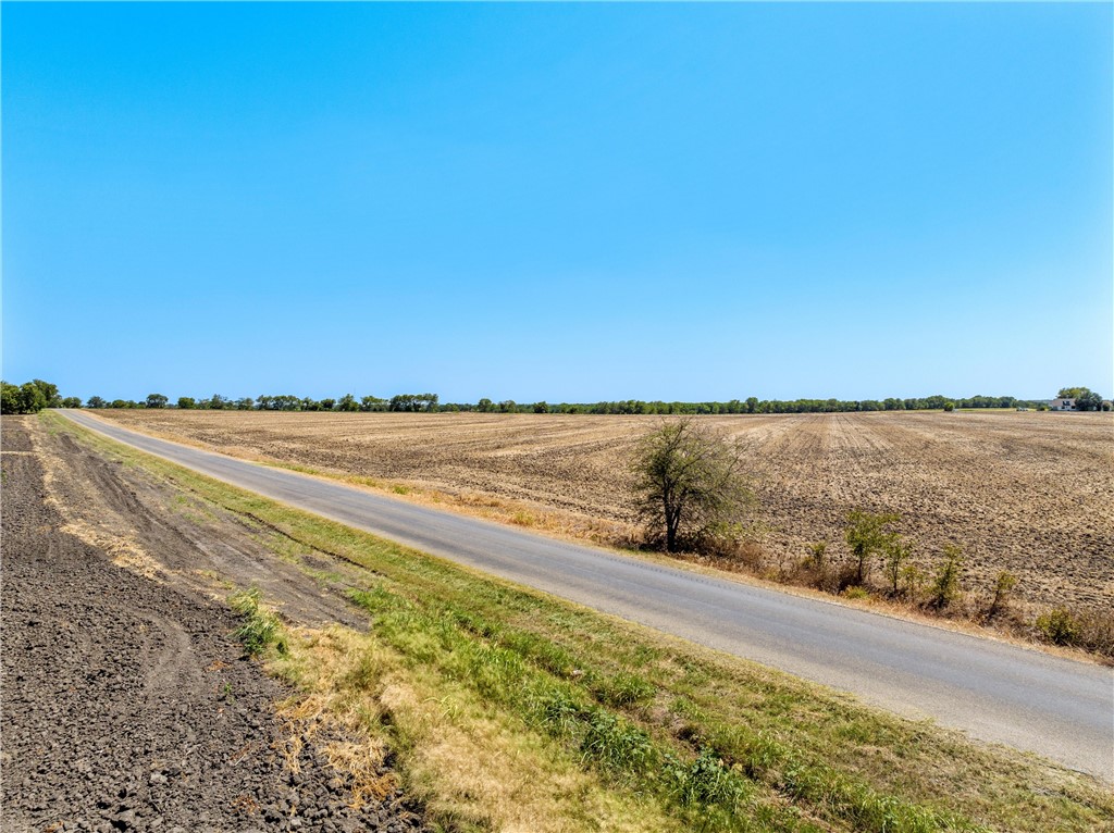 TBD +/- 12.5 Acres T M West Parkway, West, Texas image 6