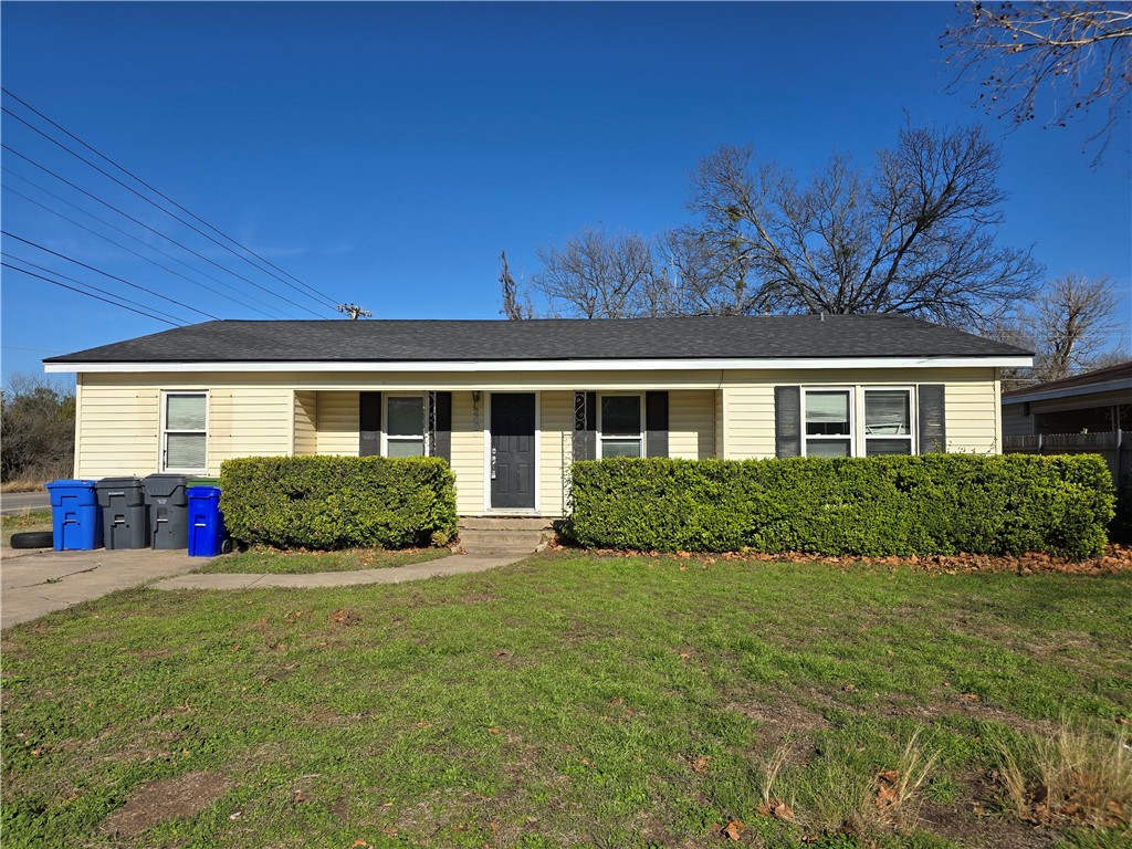 2400 S 26th Street, Waco, Texas image 1