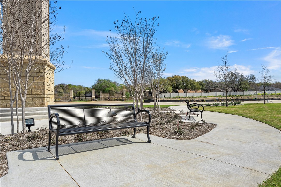 39 Turnberry Court, Woodway, Texas image 4