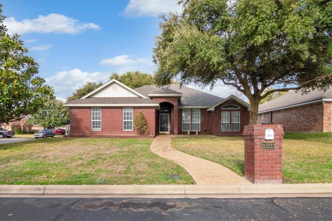 10333 Eagle Mountain Drive, Waco, Texas image 2