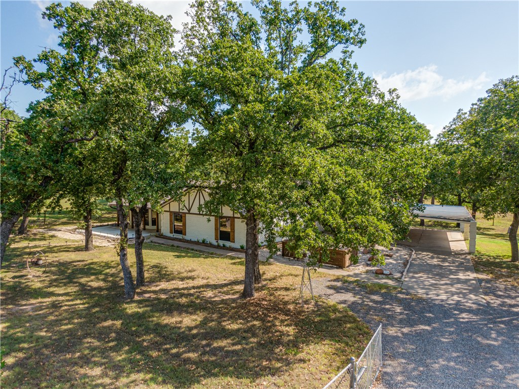 3754 Fort Graham Road, West, Texas image 2