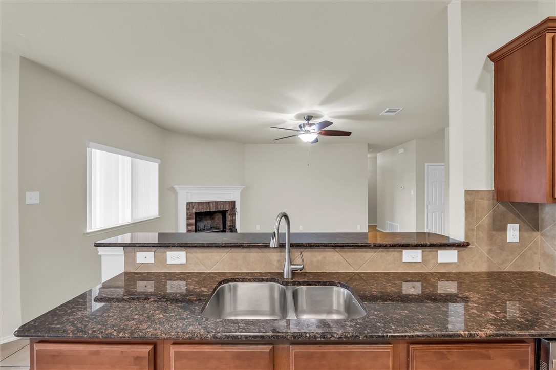 6709 Serena Lane, Woodway, Texas image 8