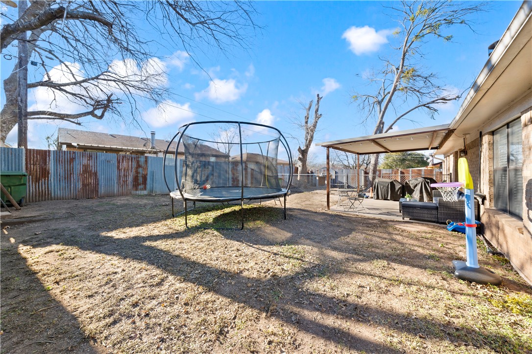 2105 Skylark Drive, Woodway, Texas image 24