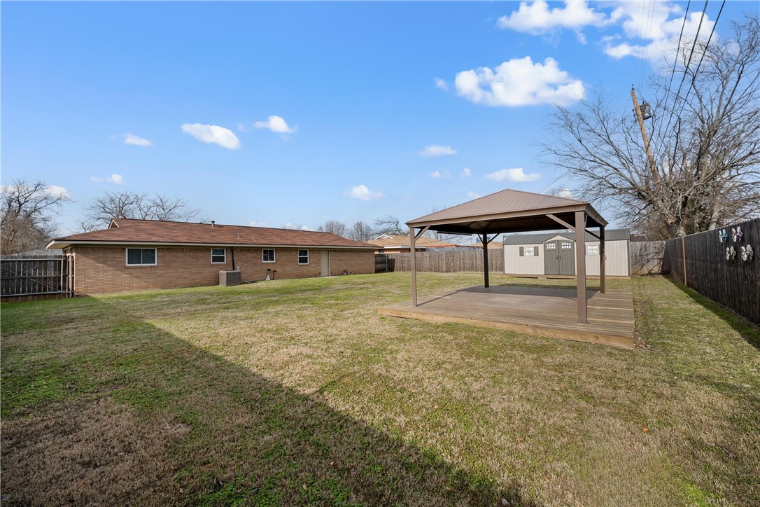 705 N Scarlett Lane, Waco, Texas image 16