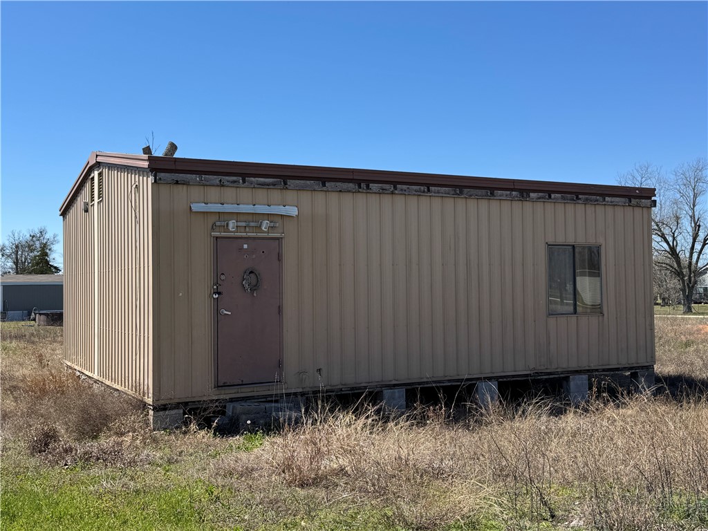 301 N Judge Hailey Drive, Lott, Texas image 5