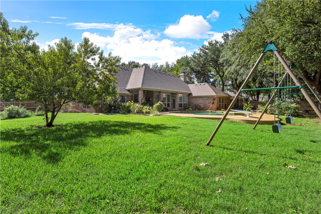 354 Elm Grove Circle, McGregor, Texas image 26