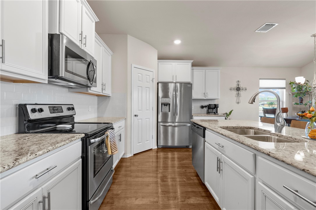 2808 Skinner Drive, Lorena, Texas image 10