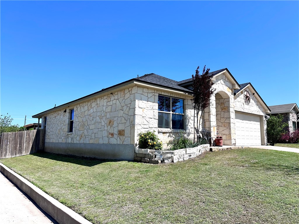 2808 Skinner Drive, Lorena, Texas image 2