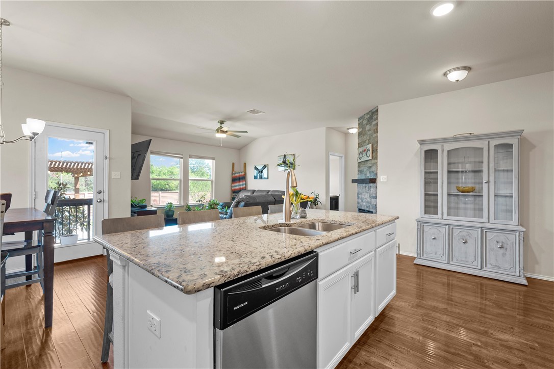 2808 Skinner Drive, Lorena, Texas image 11