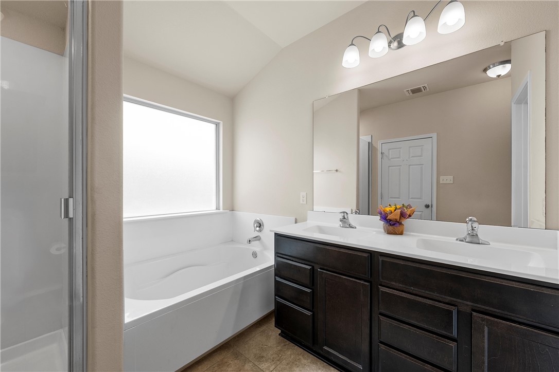 2808 Skinner Drive, Lorena, Texas image 25